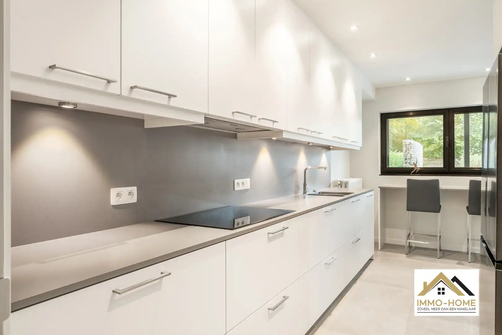 Instapklare woning op zeer centrale ligging! foto 17