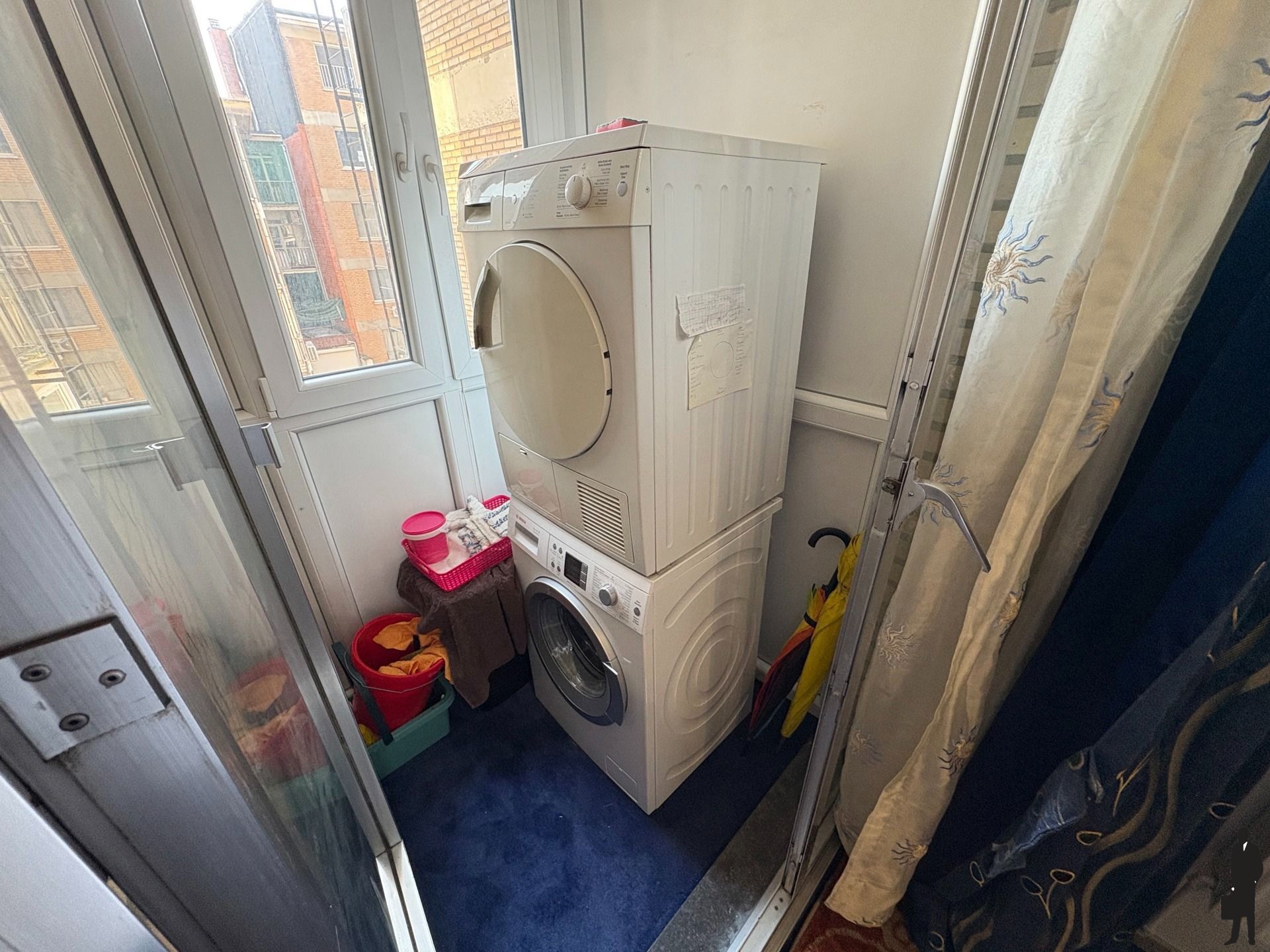 Gemeubeld instapklaar 3-slaapkamer appartement te huur foto 14