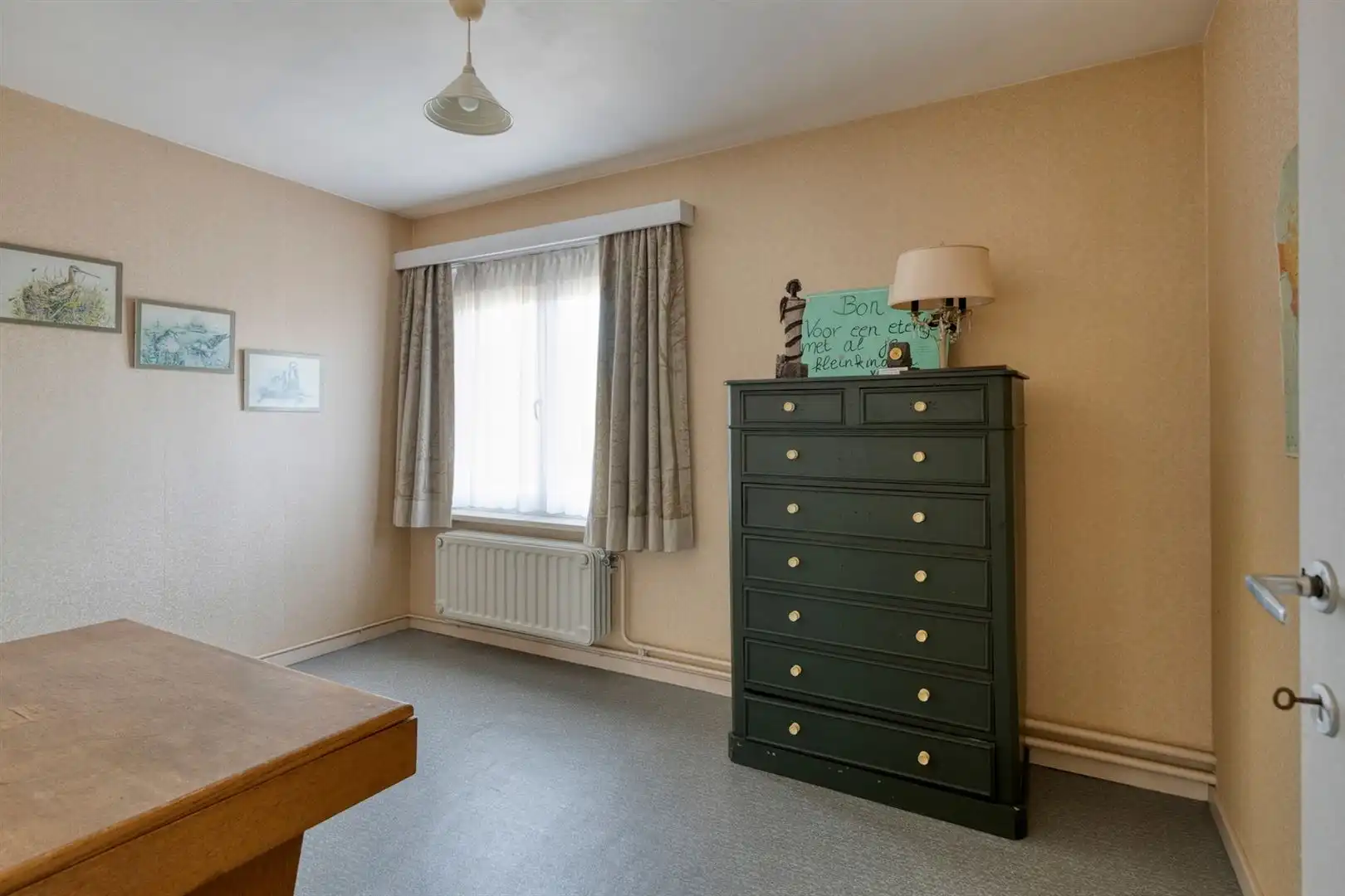 Rustig gelegen open bebouwing met grote garage en 3 slaapkamers op een perceel van 500 m². foto 13