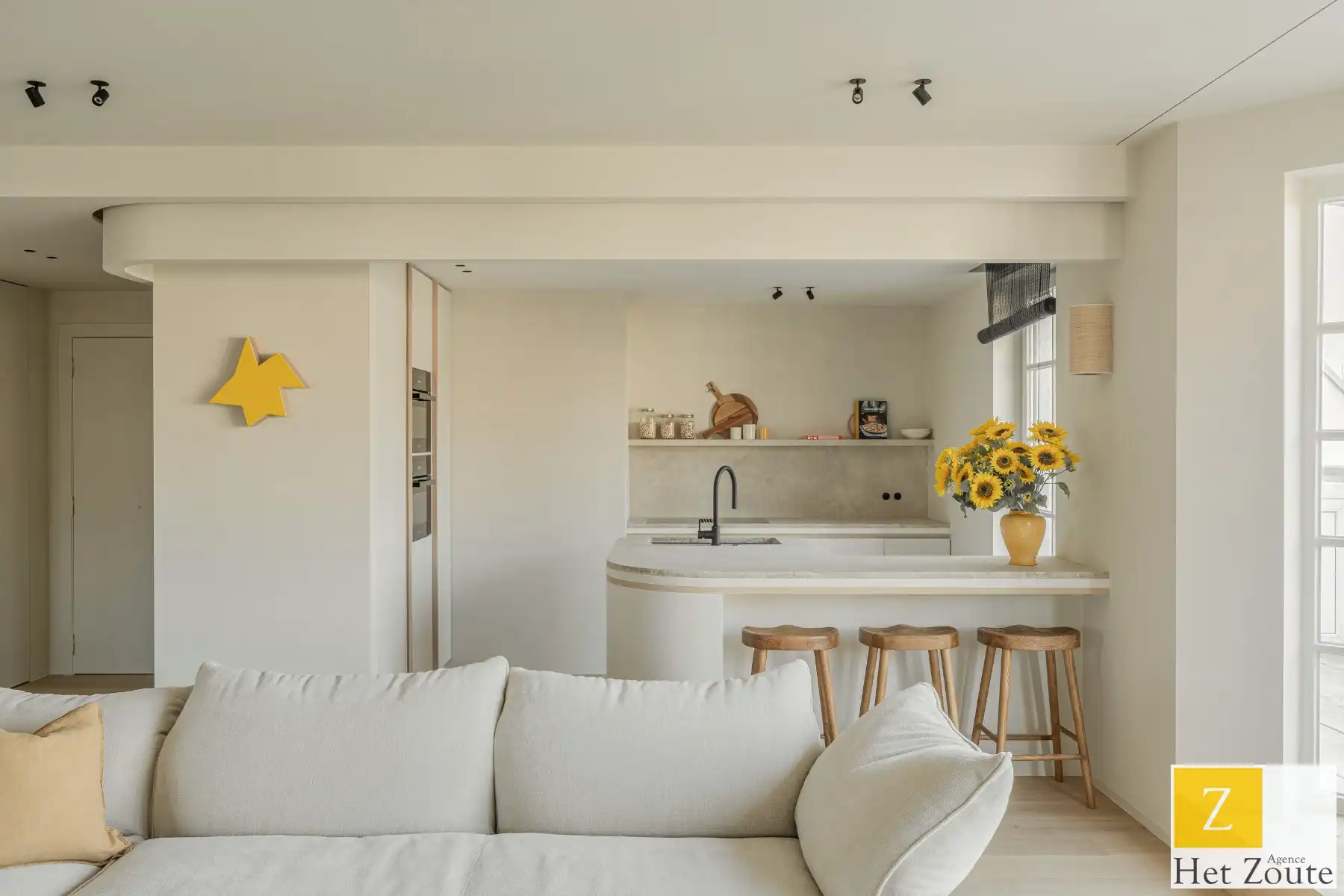 Magnifiek gerenoveerd appartement in res. Tennis Gardens foto 7