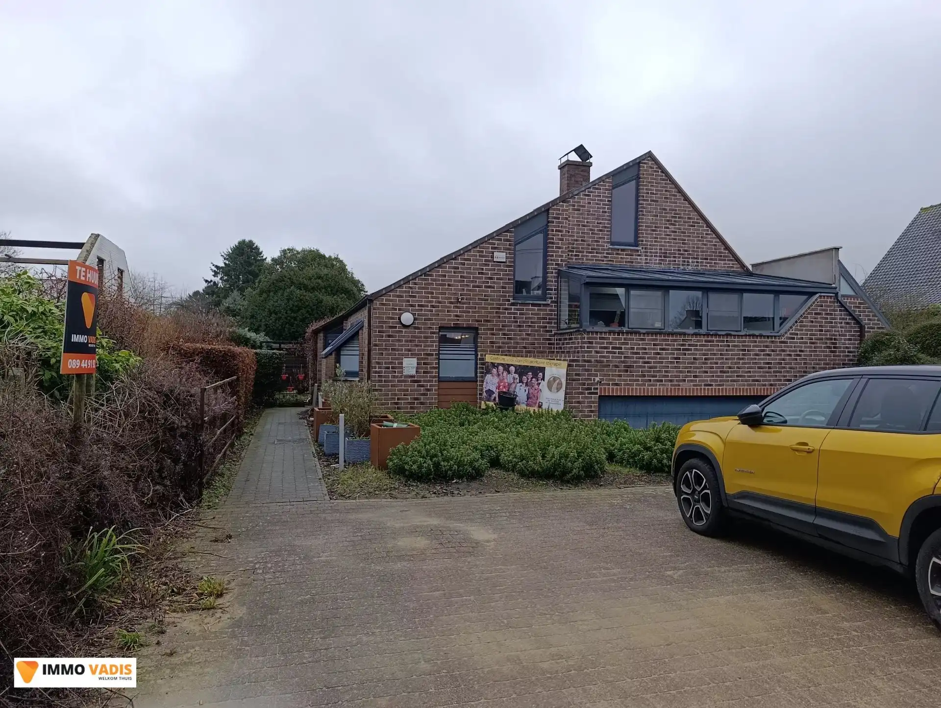 praktijkruimte foto {{pictureIndex}}