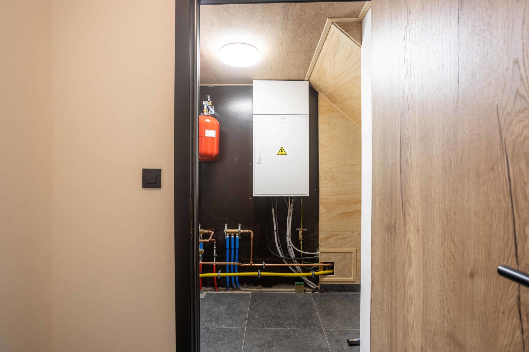 Uniek energiezuinig pakhuis met loftgevoel! foto 5