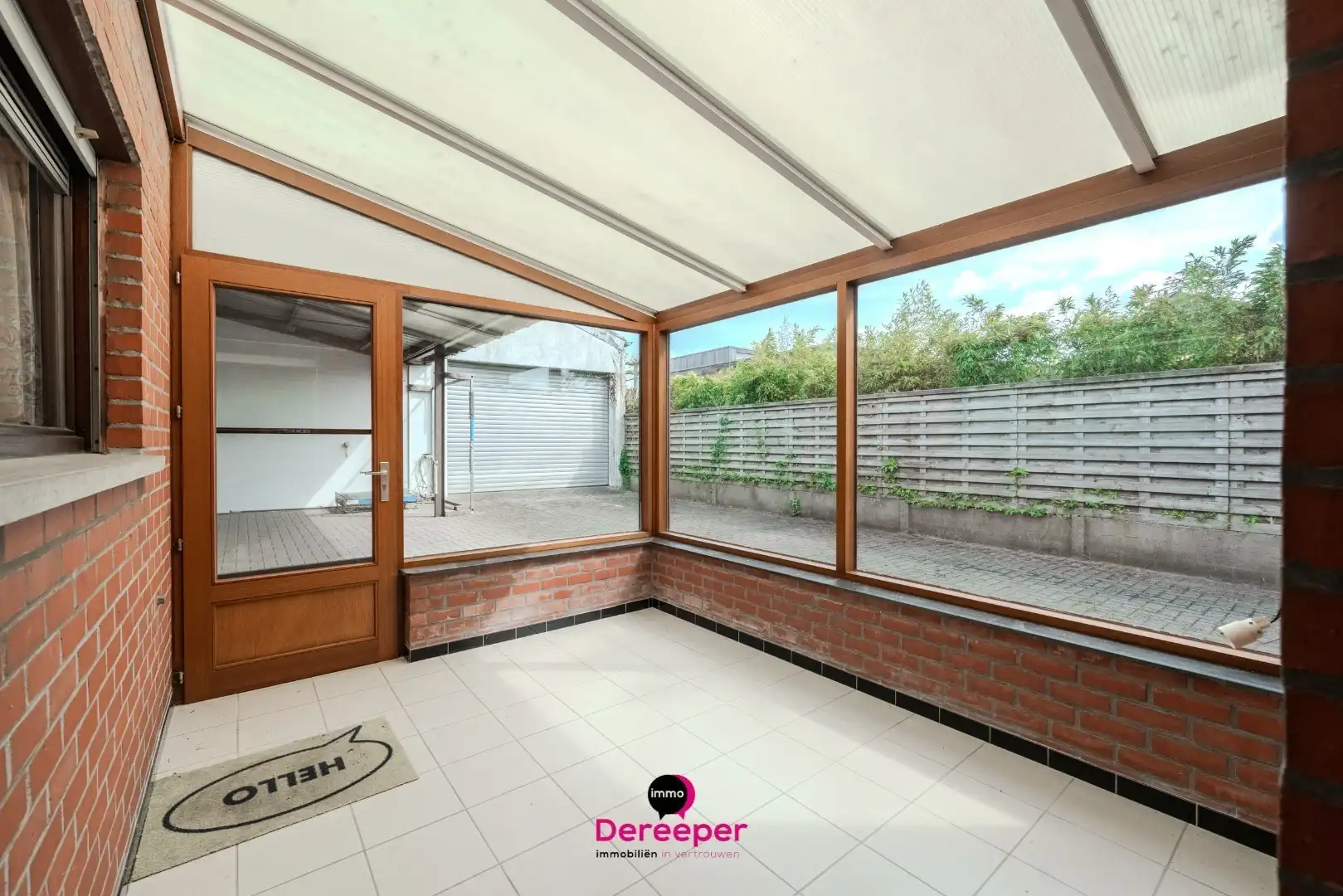 Commercieel pand met showroom, atelier, opslagplaatsen en woonst op toplocatie foto 18