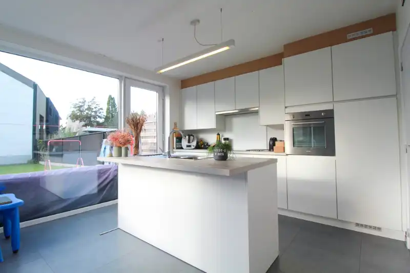 Nieuwbouwwoning in kindvriendelijke wijk foto 4