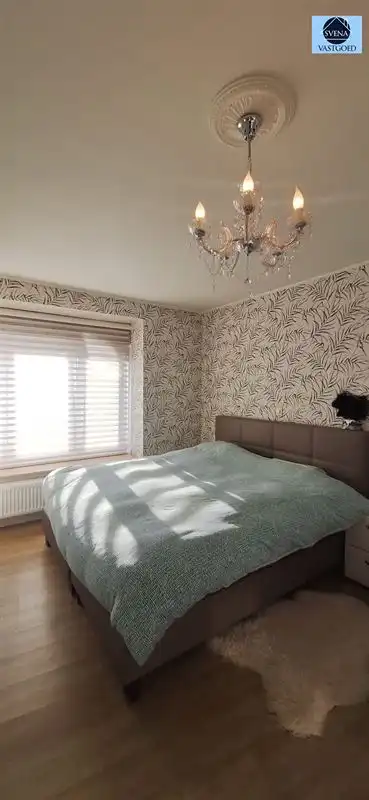 ZEER GOED GELEGEN, MOOIE WONING MET GARAGE foto 6