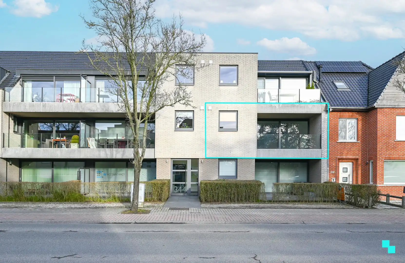 Energiezuinig appartement met twee terrassen in Wielsbeke foto 2
