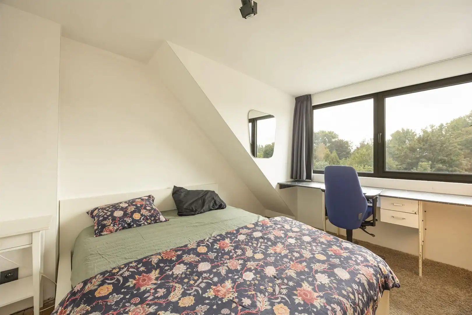 Instapklare energiezuinige burgerwoning in Ekerse dorpskern foto 21