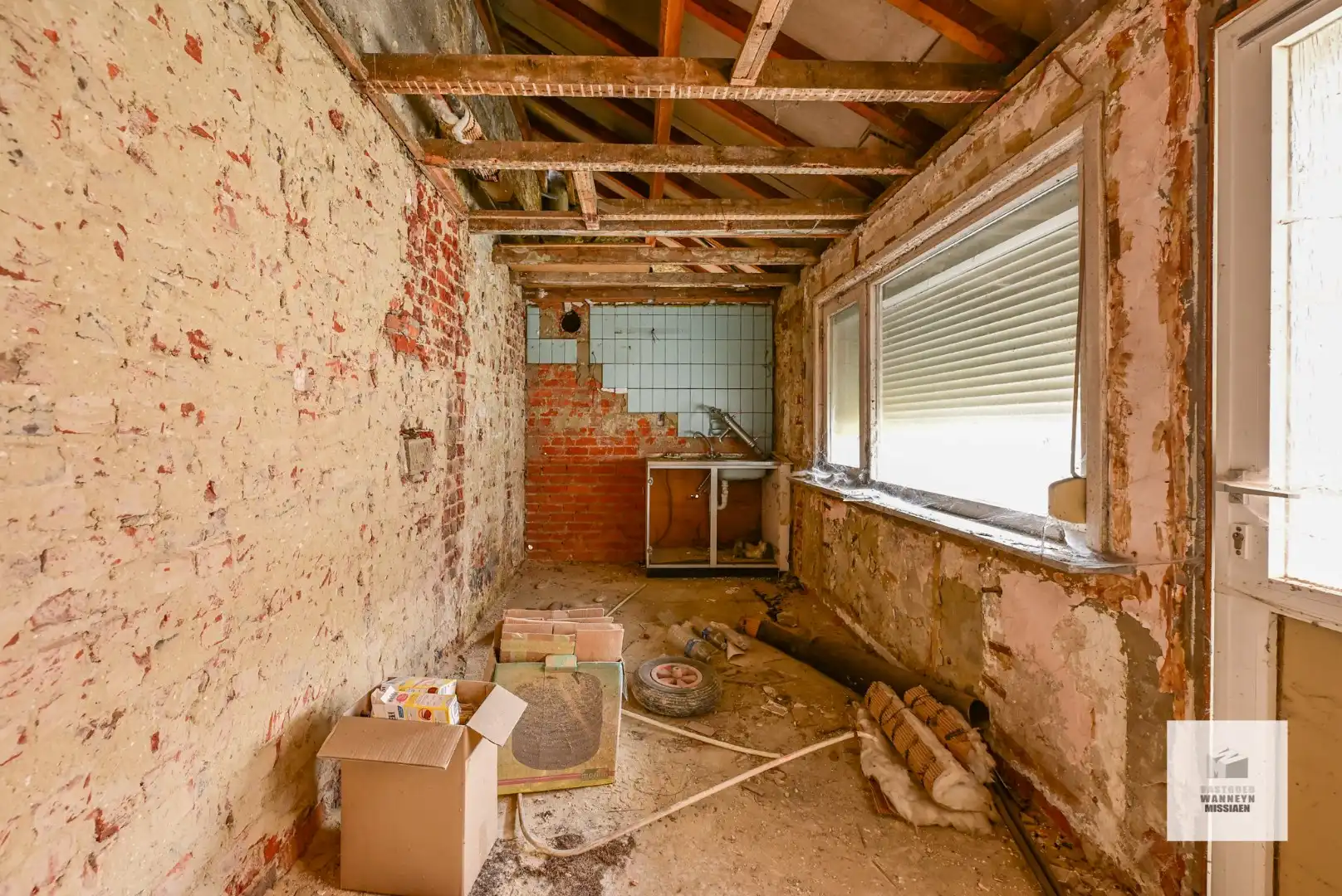 Te renoveren halfopen bebouwing op 1100m2 te Zwevezele foto 18