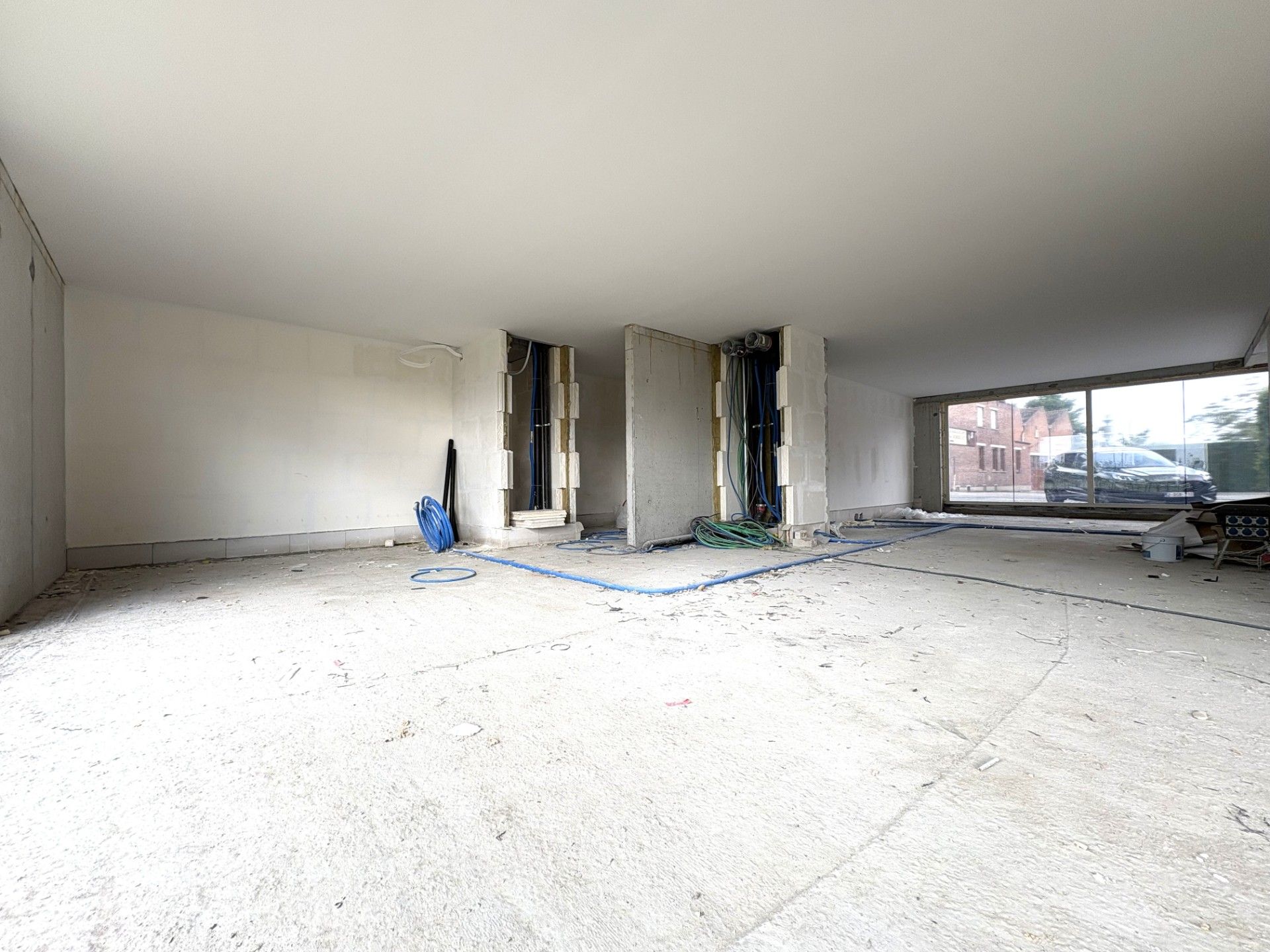 Uitstekend gelegen handelspand van 116 m² foto 3