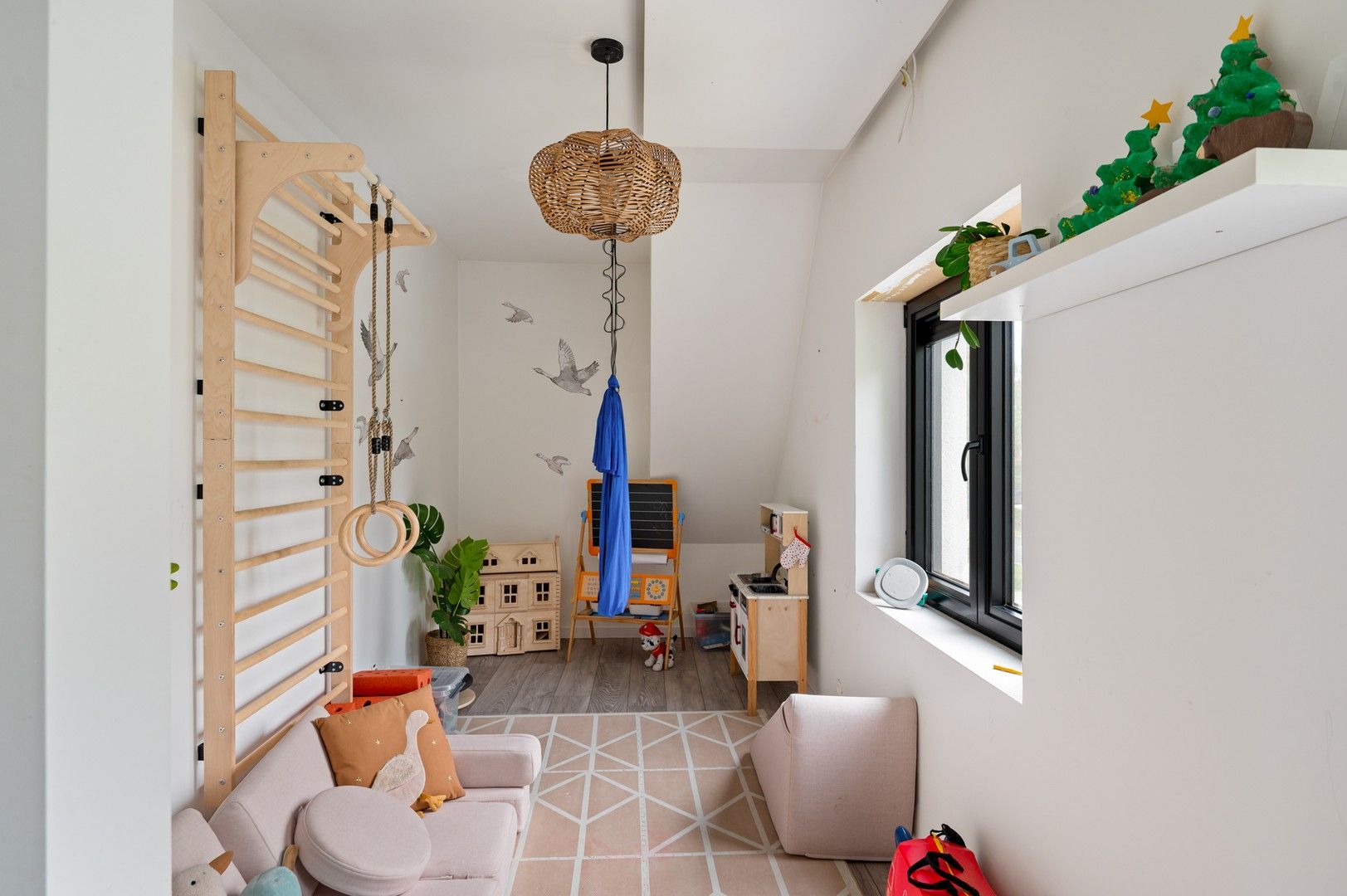 Moderne instapklare woning, perceel van 1102m² op topligging foto 10
