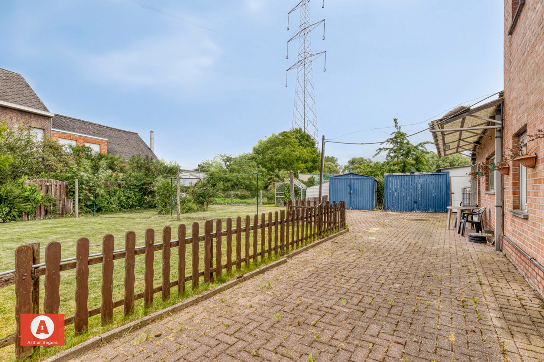 Te renoveren half-open bebouwing op gunstige ligging foto 19