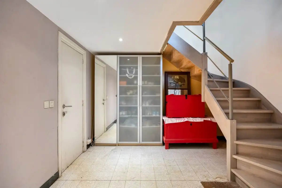 Ruime gerenoveerde villa met 5 slaapkamers en 2 badkamers, tuin en garage in Kessel-Lo, EPC-waarde 285 kWh/m²  foto 28