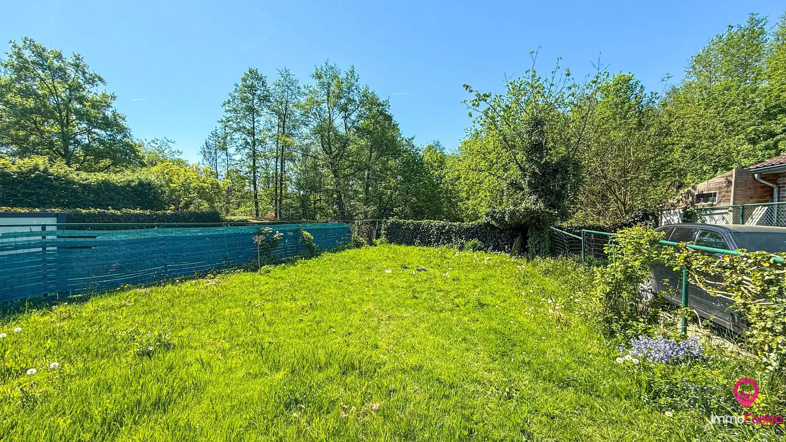 Instapklaar appartement met 2 slpks, balkon, tuin + parking! foto 18