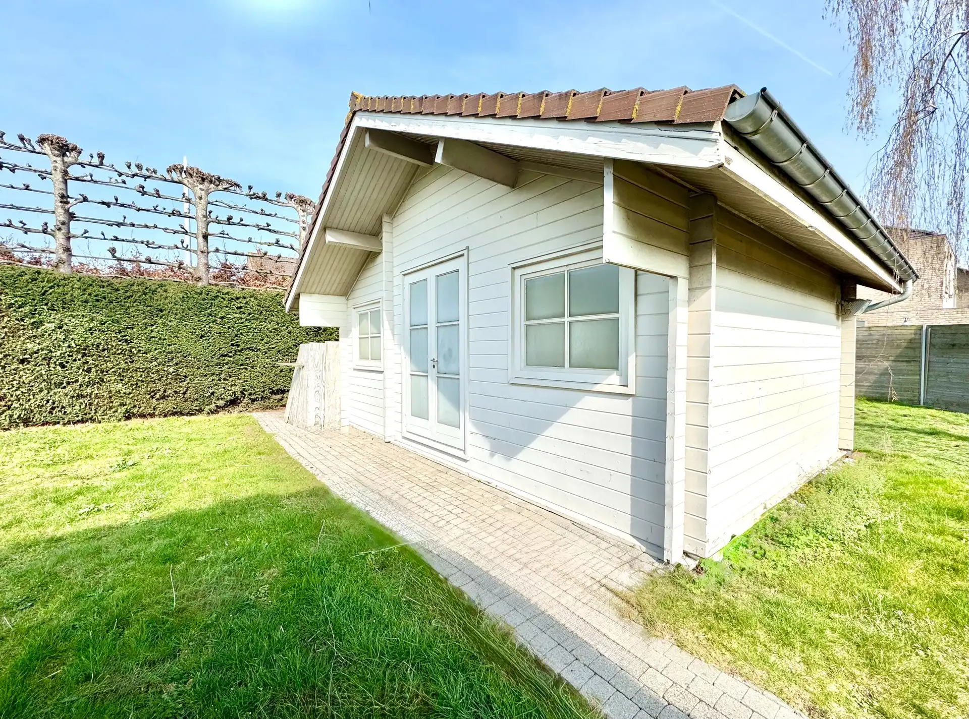 RUIME TIJDLOZE VILLA MET ZWEMBAD foto 57