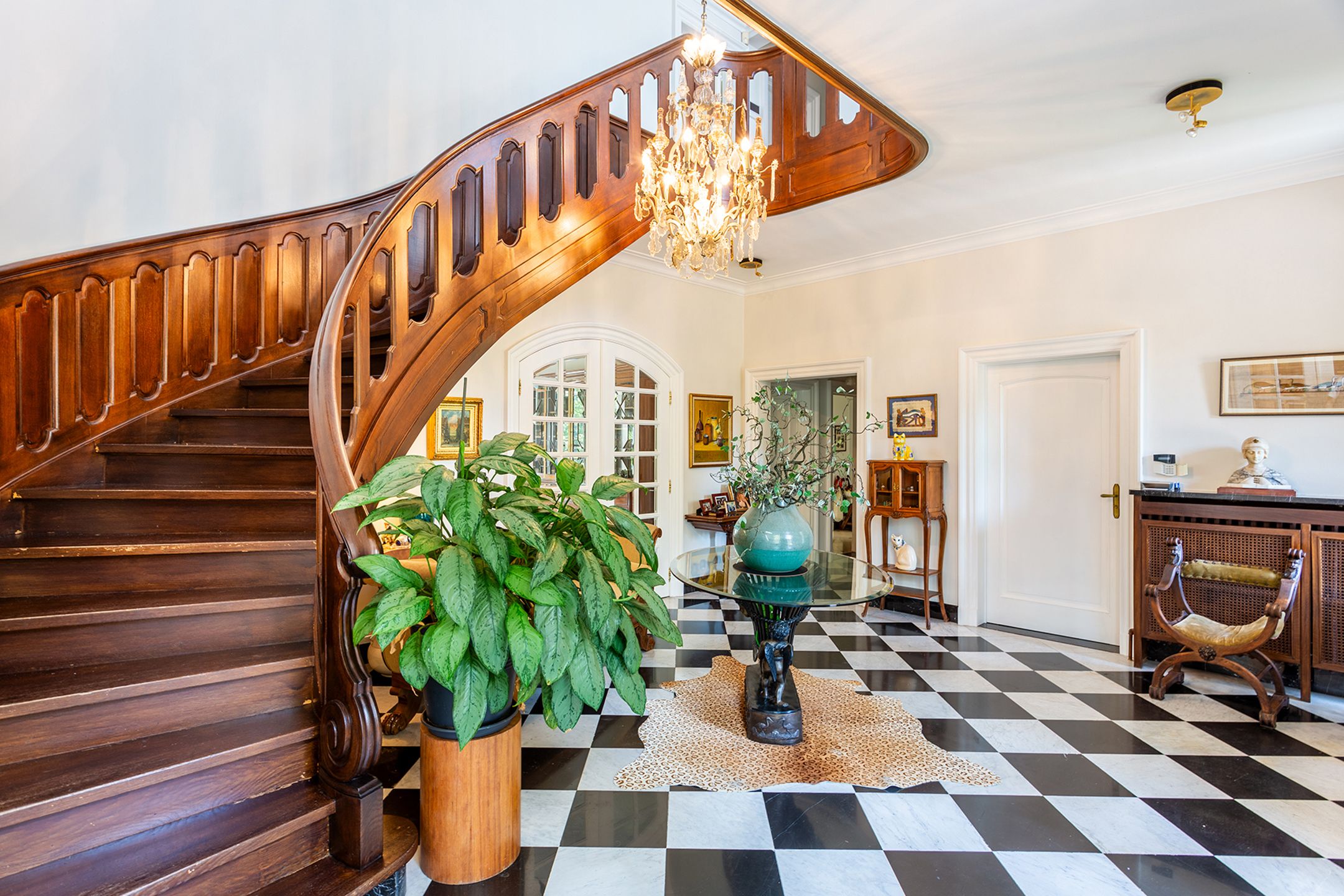 Exclusieve villa op 1.1ha met binnenzwembad, spa en lift  foto 30