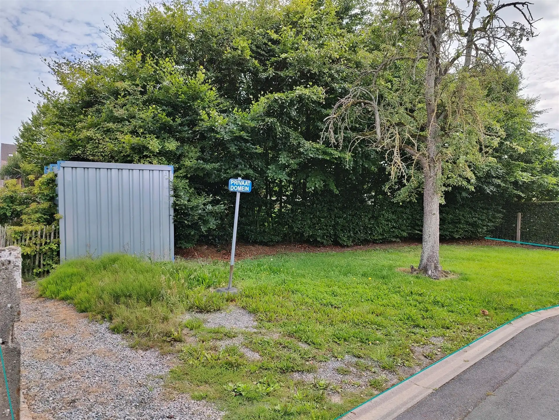 Goed gelegen bouwgrond voor open bebouwing in Mazenzele foto 3