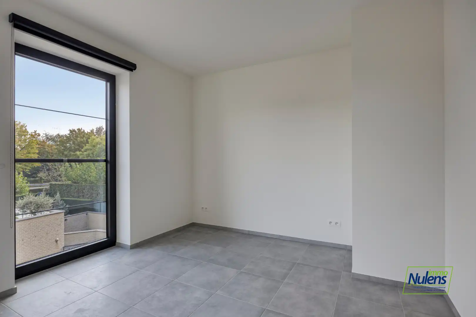 Stijlvol nieuwbouwappartement met 2 slaapkamers en zonnig terras in hartje Lanaken! foto 13
