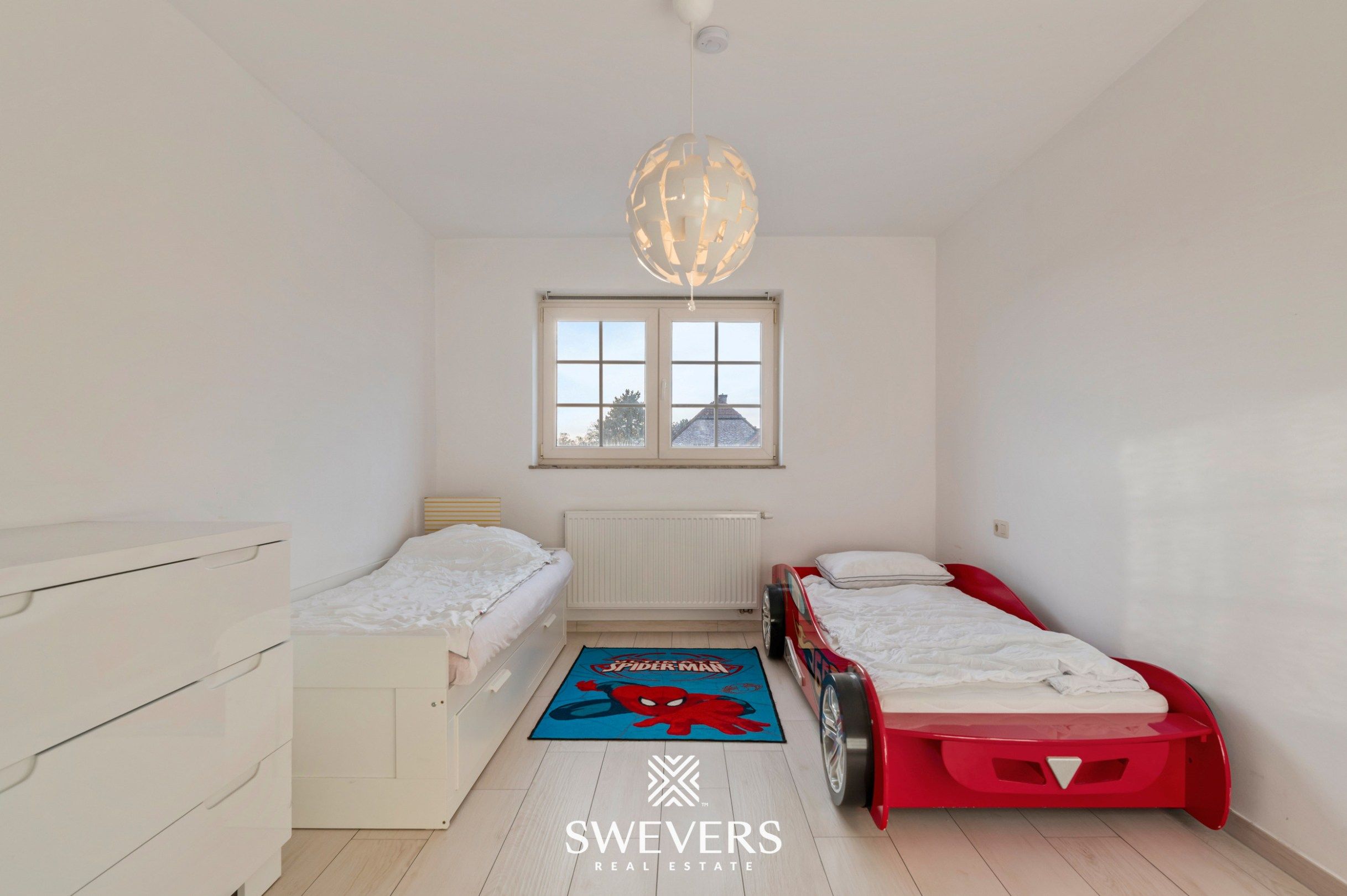 Rustig gelegen energiezuinige halfopen woning met 6 slaapkamers foto 23