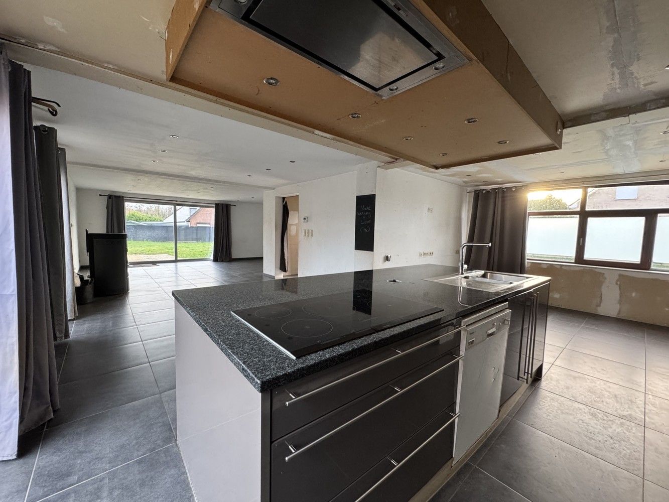 Te renoveren woning op een mooi perceel van 9a78ca foto 11