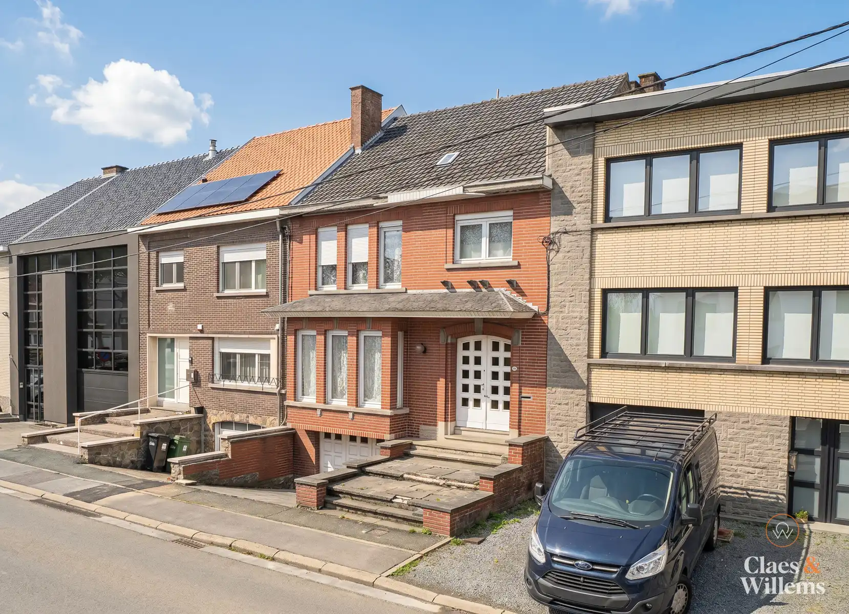 Af te werken woning in centrum Galmaarden. foto 3