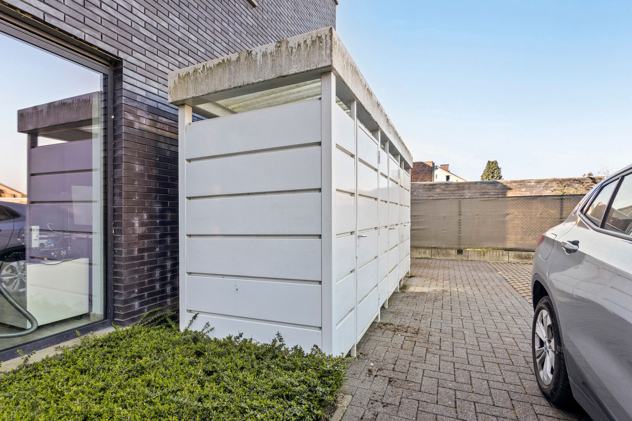 Recent appartement met 2 slpk & parking foto 16