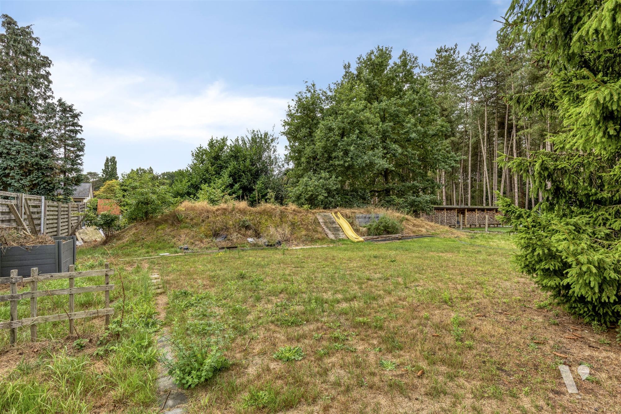 Prachtig gerenoveerde woning (279m²) met zwemvijver foto 34
