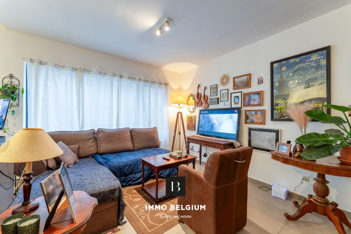 Gerenoveerd appartement met 2 kamers en ruim terras in de Belle Epoquewijk foto 3
