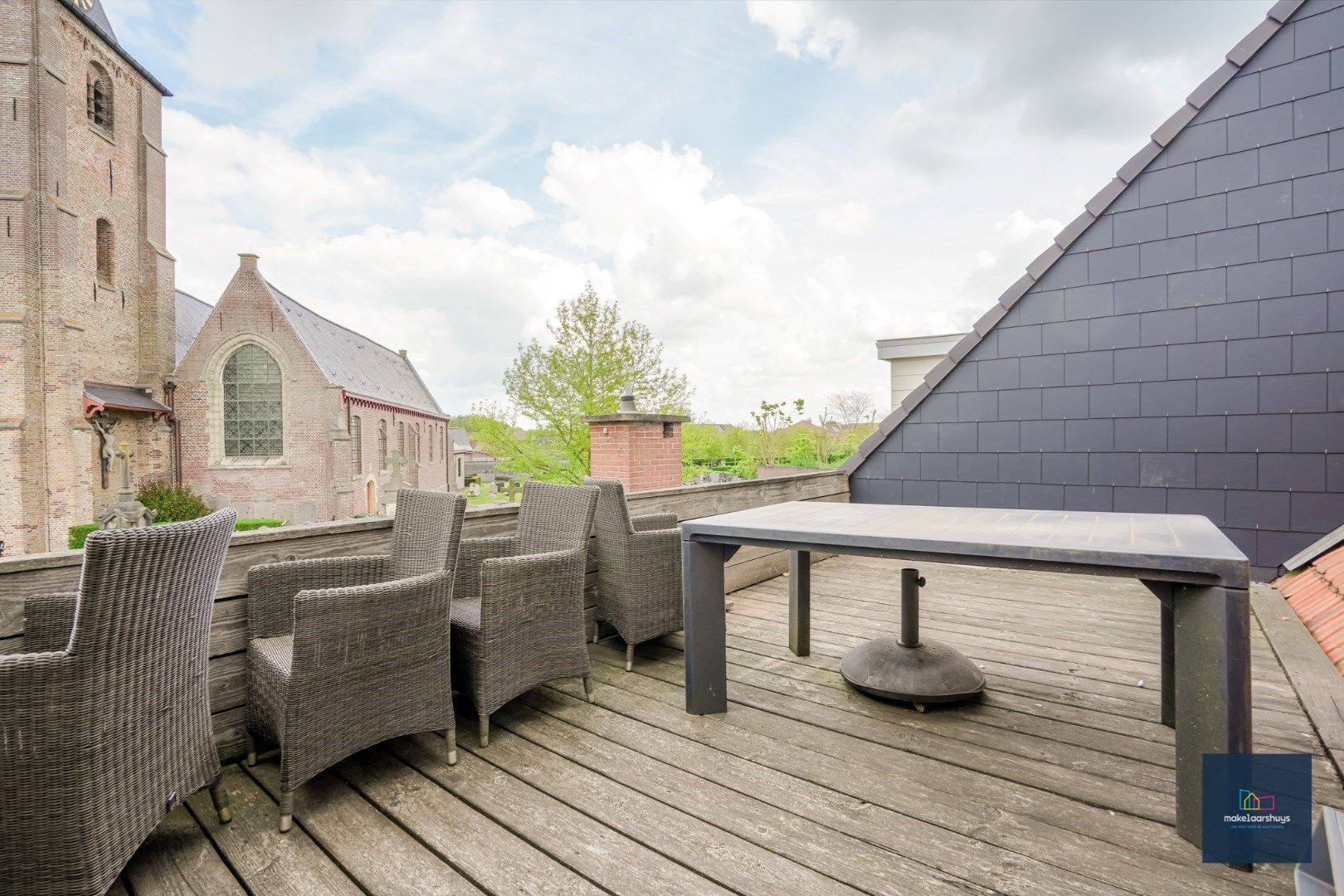 Te renoveren woning op rustige locatie foto 10