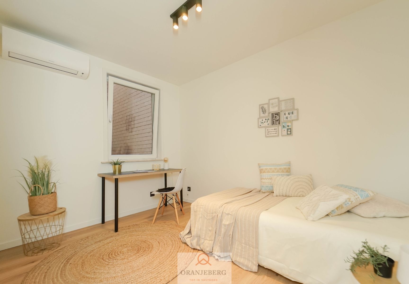 Gerenoveerd 2 slpk- appartement Sint-Amandsberg! foto 19