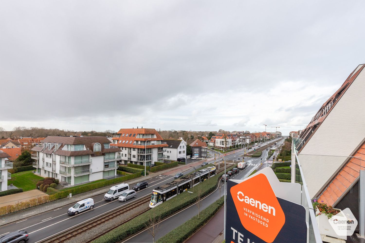 Fantastisch afgewerkt appartement met zéér groot terras foto 14