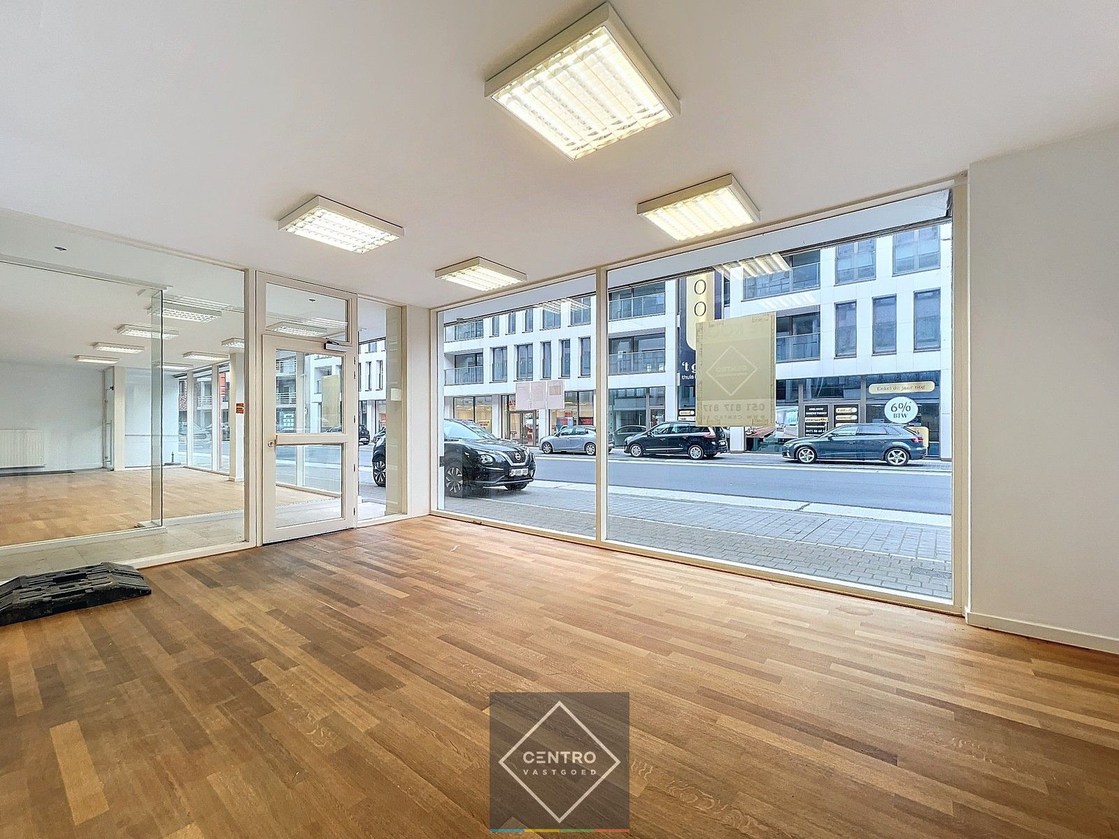 Unieke kantoorruimten van 660m² te Roeselare - dicht bij de Grote Markt aan zeer AANTREKKELIJKE prijs! foto 12