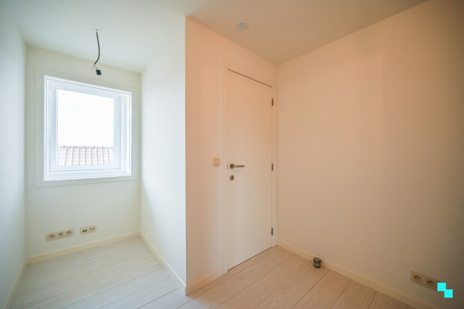 Volledig instapklaar duplex appartement in hartje Deerlijk foto 12