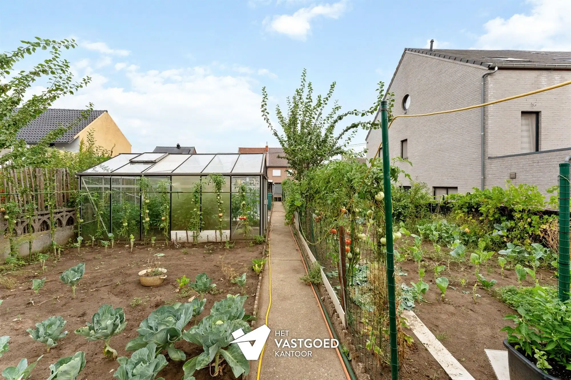 VOLLEDIG GERENOVEERDE WONING MET 4 SLAAPKAMERS EN TUIN MET ACHTERLIGGENDE BOUWGROND TE SCHAFFEN foto 27