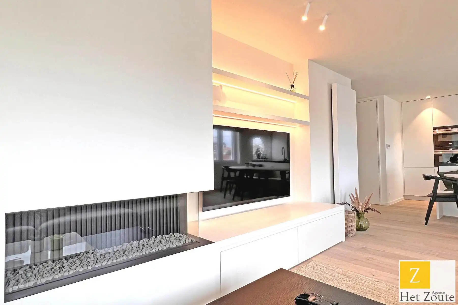 Prachtig gerenoveerd appartement met zicht over het Zegemeer foto 9