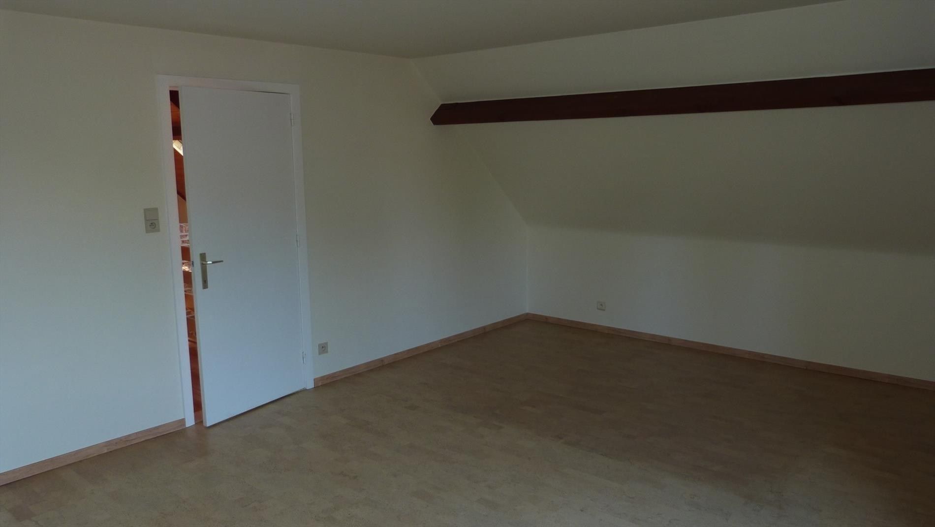 Alleenstaande woning met garage en tuin - rustige ligging foto 22
