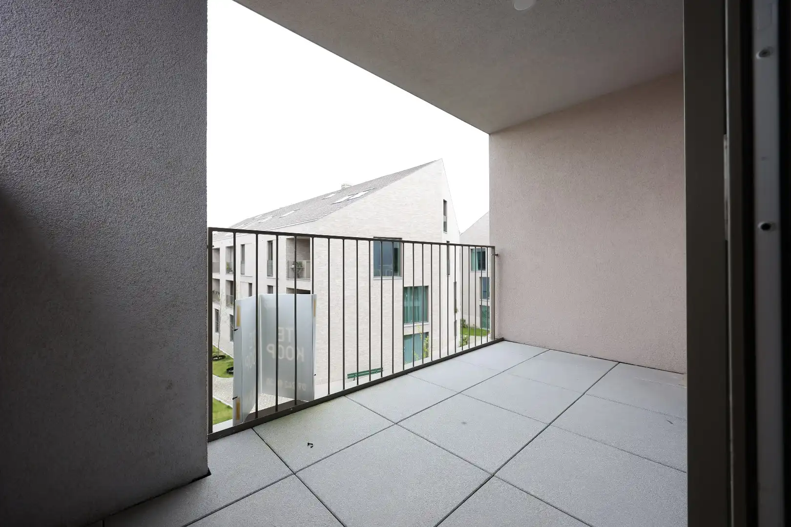 Lichtrijk dakappartement - 2 slaapkamers - ondergrondse parking foto 18