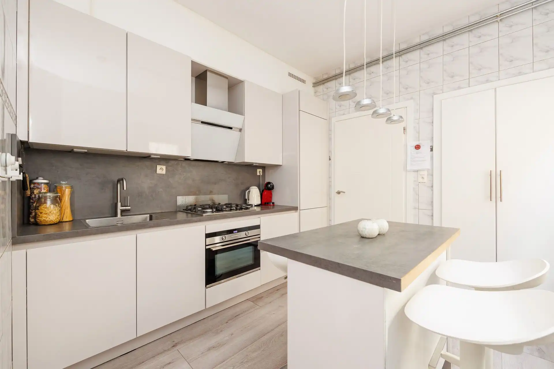 Instapklare gezinswoning met 3 slaapkamers foto 6