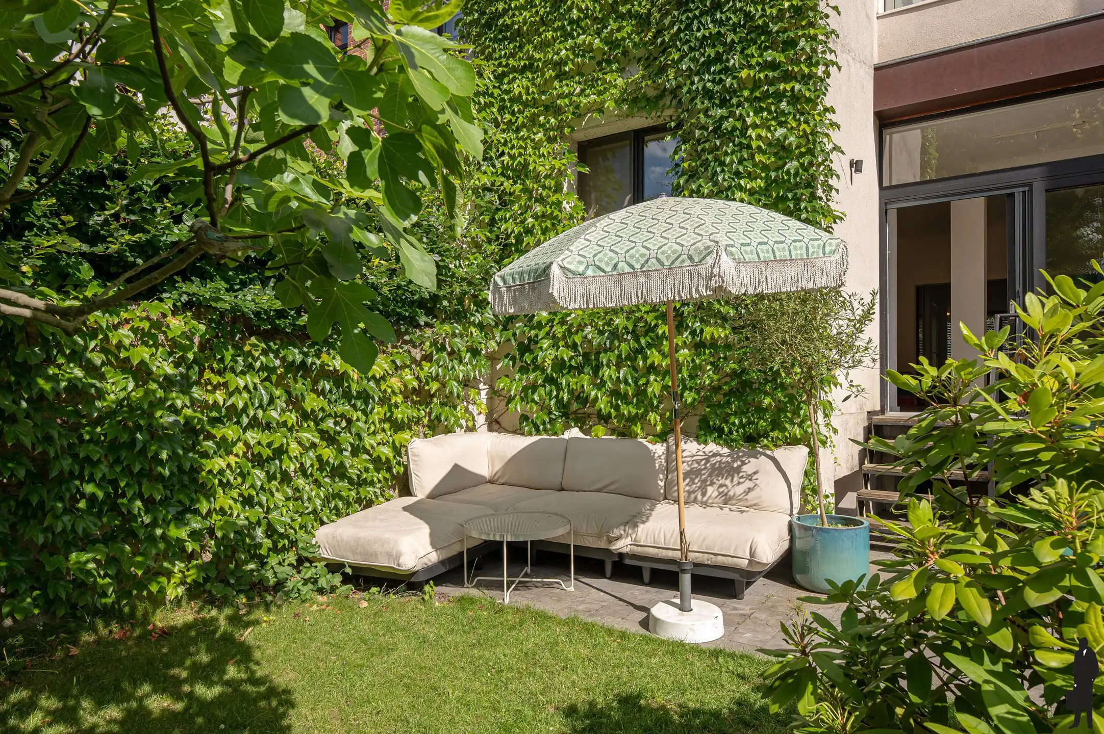 Ruim duplexappartement met prachtige tuin man 130m² foto 6