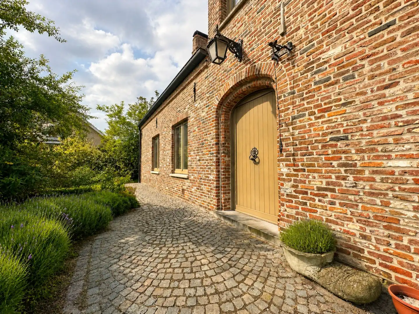 Statige villa met loods op groot perceel, buitenkans! Ruddervoorde (Waardamme) foto 7