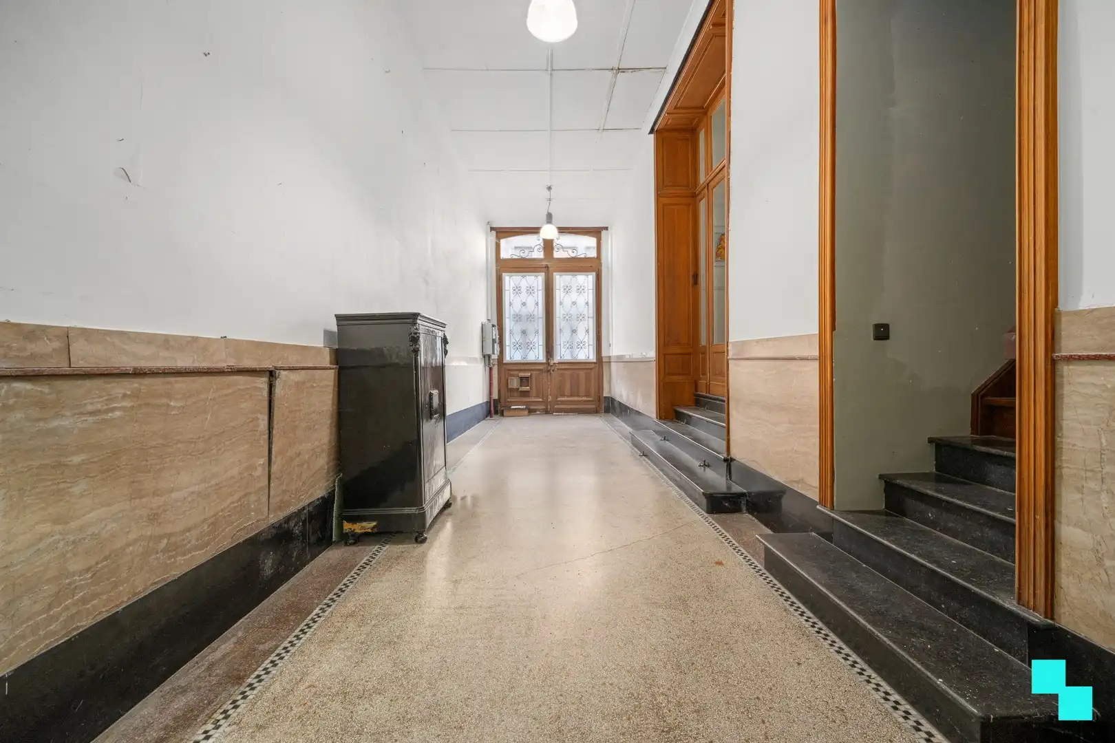 Volledig gerenoveerd appartement in loftstijl - centrum Menen foto 14