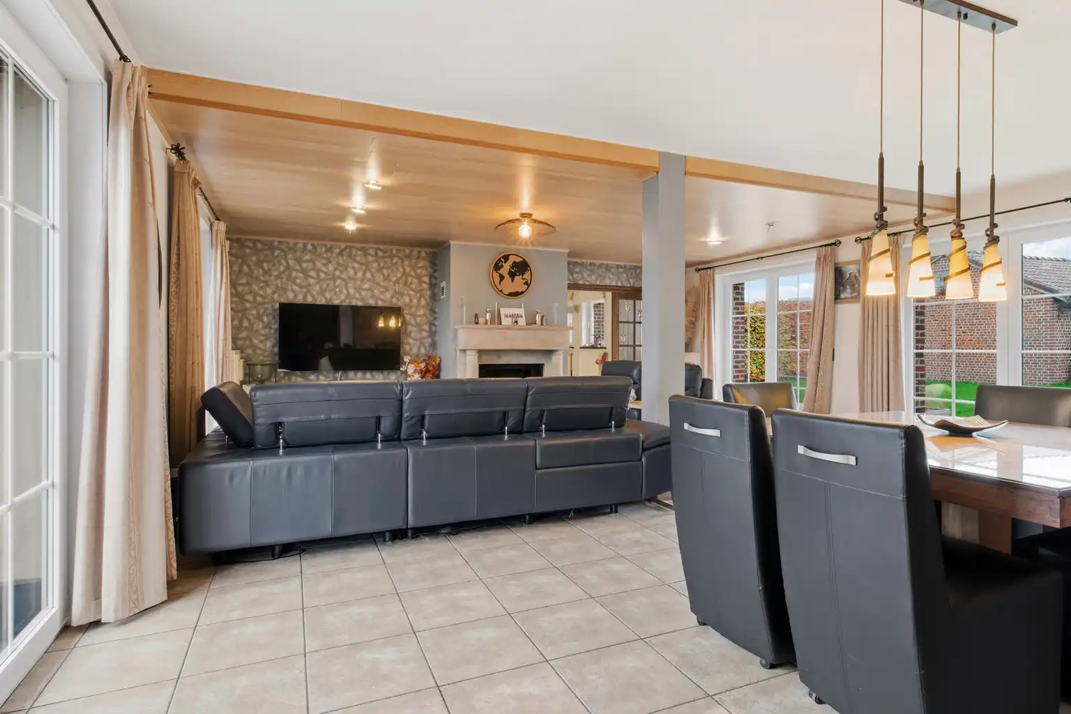 GROTE GERENOVEERDE BOERDERIJ MET APART APPARTEMENT foto 8