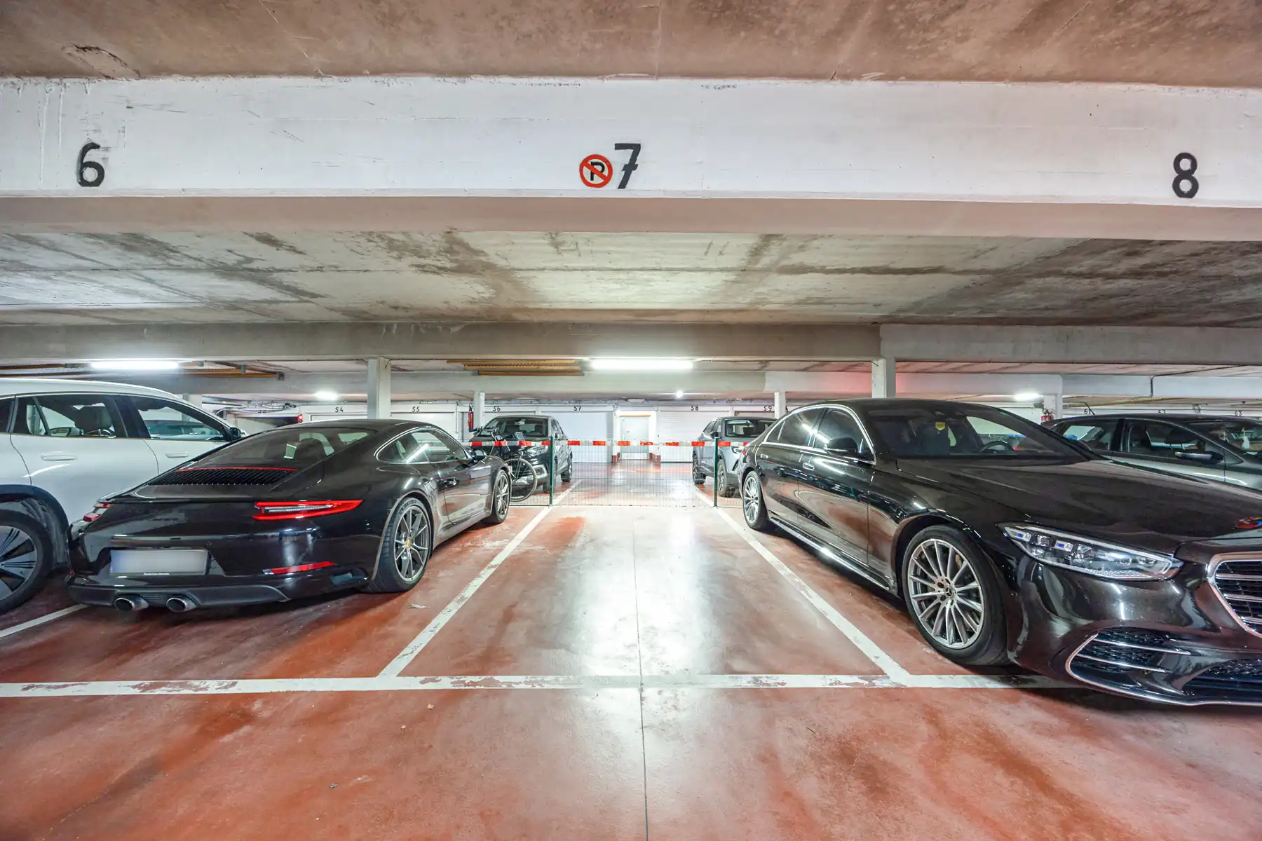 Gezellig 2-slaapkamerappartement op topligging met parking! foto 13