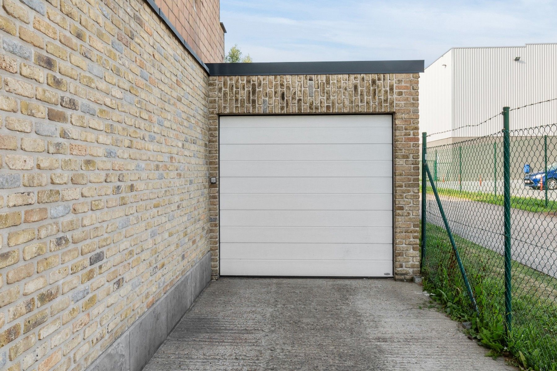 Charmante halfopen woning met ruime tuin, garage en duurzaam watergebruik! foto 26