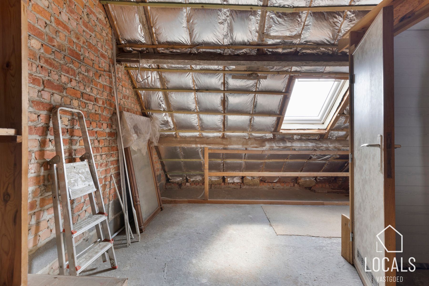 Instapklare woning met 3 slaapkamers + zolder, tuin, garage foto 23