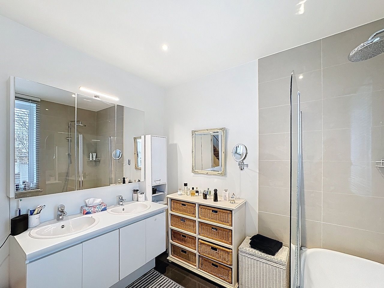 Comfortabel wonen in een gerenoveerde rijwoning met karakter foto 21