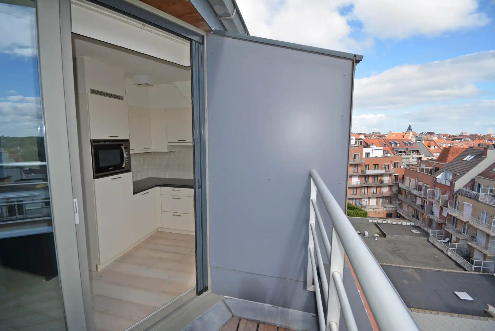 centraal gelegen duplex dak appt in recent gebouw  foto 9