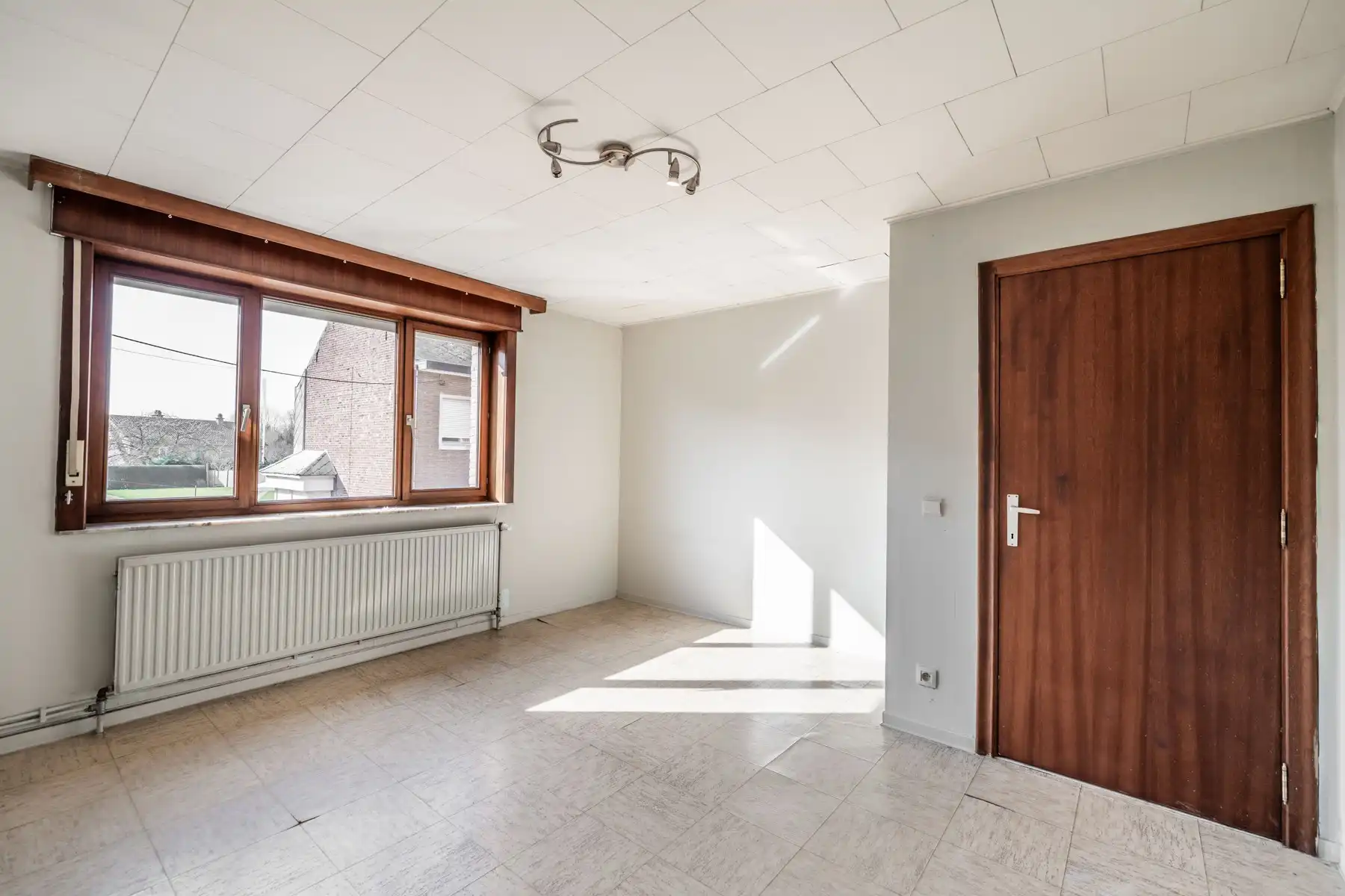 Grote woning in de dorpskern van Meerbeek foto 14