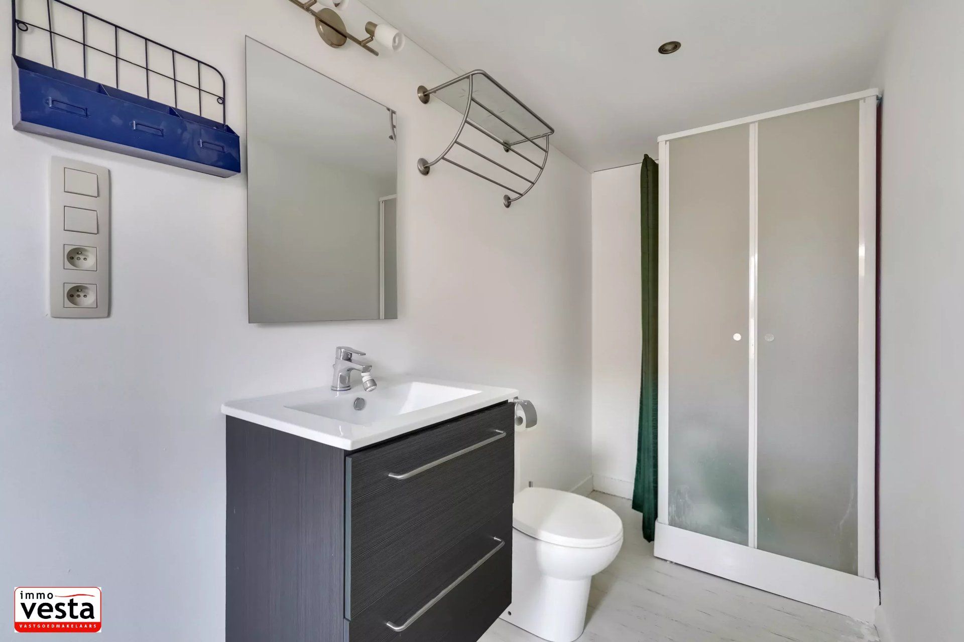 Ruime, gerenoveerde woning op goede locatie foto 12