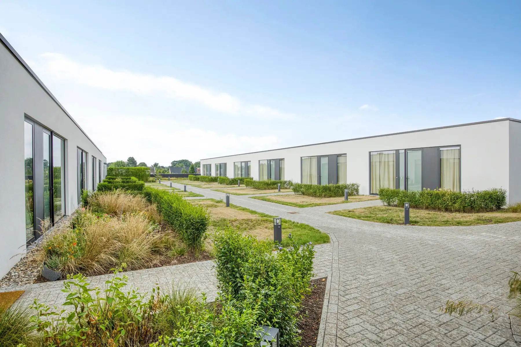 Opbrengsteigendom te koop: 10 nieuwbouwappartementen in Lommel foto 3