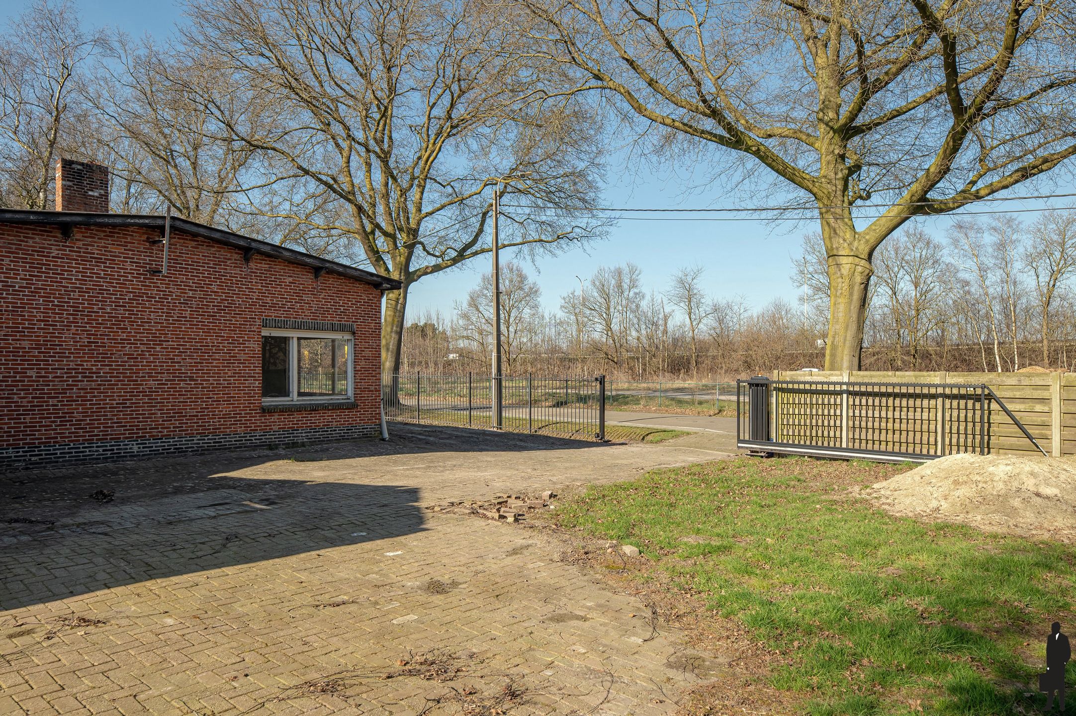 Te renoveren woning in doodlopende straat te Oud-Turnhout foto 3